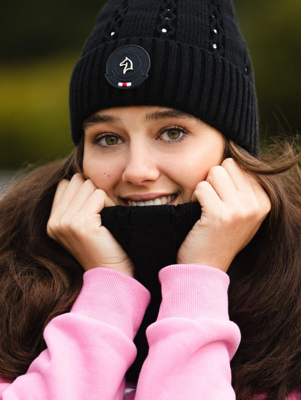 zimowa czapka jeździecka czarna Equus Brand